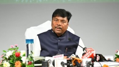 वन मंत्री केदार कश्यप बोले- हरित छत्तीसगढ़ का संकल्प, 2 साल में 3.67 करोड़ पौधे लगे: बाघ 18 से बढ़कर 35 हुए; बस्तर में रोजगार बढ़ेगा वन मंत्री केदार कश्यप बोले- हरित छत्तीसगढ़ का संकल्प, 2 साल में 3.67 करोड़ पौधे लगे: बाघ 18 से बढ़कर 35 हुए; बस्तर में रोजगार बढ़ेगा