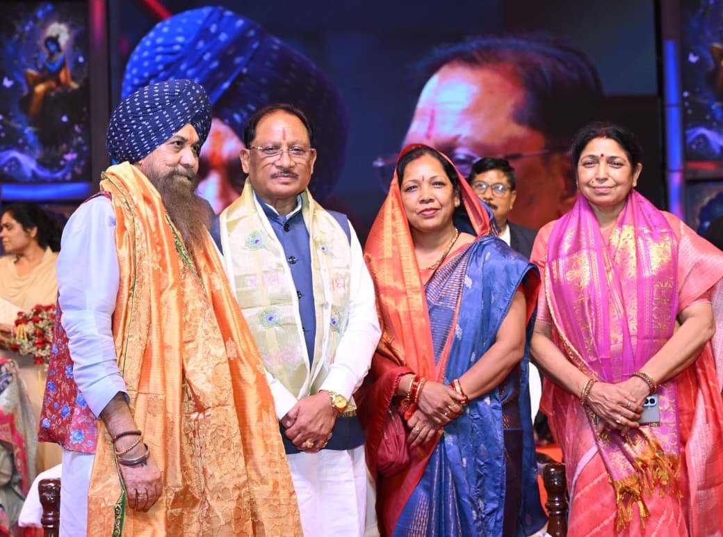 दही हांडी हमें एकता, सहयोग और टीम भावना की शक्ति का संदेश देती है : मुख्यमंत्री विष्णु देव साय दही हांडी हमें एकता, सहयोग और टीम भावना की शक्ति का संदेश देती है : मुख्यमंत्री विष्णु देव साय