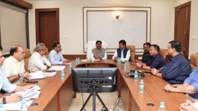 बस किराया बढ़ाने की मांग पर केदार कश्यप का आश्वासन : जल्द होगा समाधान, महिला सुरक्षा के लिए ऑनलाइन ट्रैकिंग पर जोर