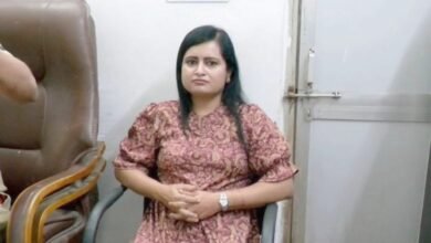 रायपुर में महापौर पर आपत्तिजनक टिप्पणी का मामला गरमाया: सोशल मीडिया इंफ्लूएंसर सोमा देवांगन हिरासत में, पुलिस कर रही जांच