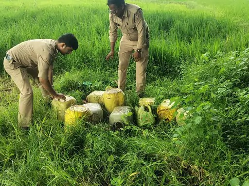 कोरबा में 10 दिन में अवैध शराब के 61 केस, 178 लीटर शराब और 325 किलो लाहन जब्त