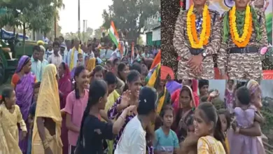 ईंट-सीमेंट ढोकर पढ़ाई और तैयारी की, दोनों भाइयों का CRPF में एक साथ चयन; स्वागत में निकली 7 किमी तिरंगा यात्रा ईंट-सीमेंट ढोकर पढ़ाई और तैयारी की, दोनों भाइयों का CRPF में एक साथ चयन; स्वागत में निकली 7 किमी तिरंगा यात्रा