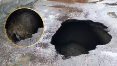 लखनऊ में बारिश से हाल बेहाल, पूर्व डिप्टी CM दिनेश शर्मा के आवास के पास धंसी सड़क, बना 10 फीट गहरा खतरनाक गढ्ढा
