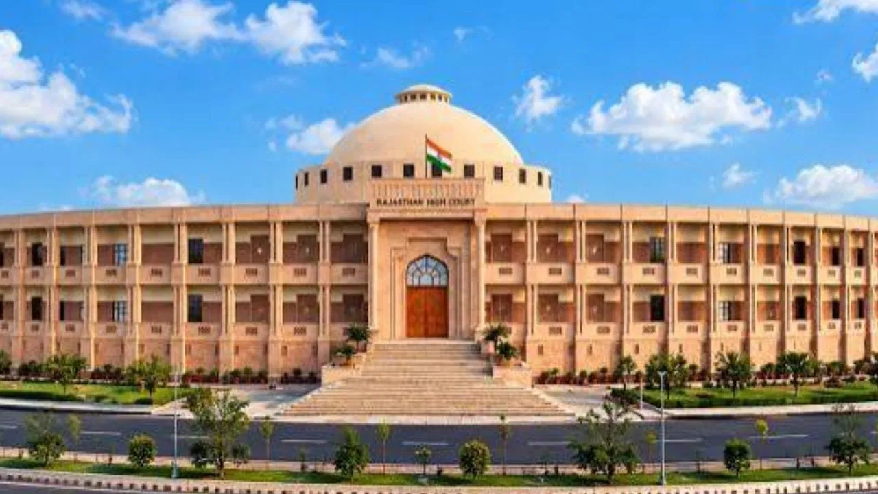 राजस्थान के इतिहास में पहली बार…छुट्टी के दिन आधी रात को खुला हाईकोर्ट, कांग्रेस पार्षदों की गिरफ्तारी पर रोक राजस्थान के इतिहास में पहली बार…छुट्टी के दिन आधी रात को खुला हाईकोर्ट, कांग्रेस पार्षदों की गिरफ्तारी पर रोक