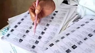 महाराष्ट्र में वोटर लिस्ट को लेकर बड़ा खुलासा, हजारों मतदाताओं के नाम गायब; परिवारों के नाम भी नहीं मिले