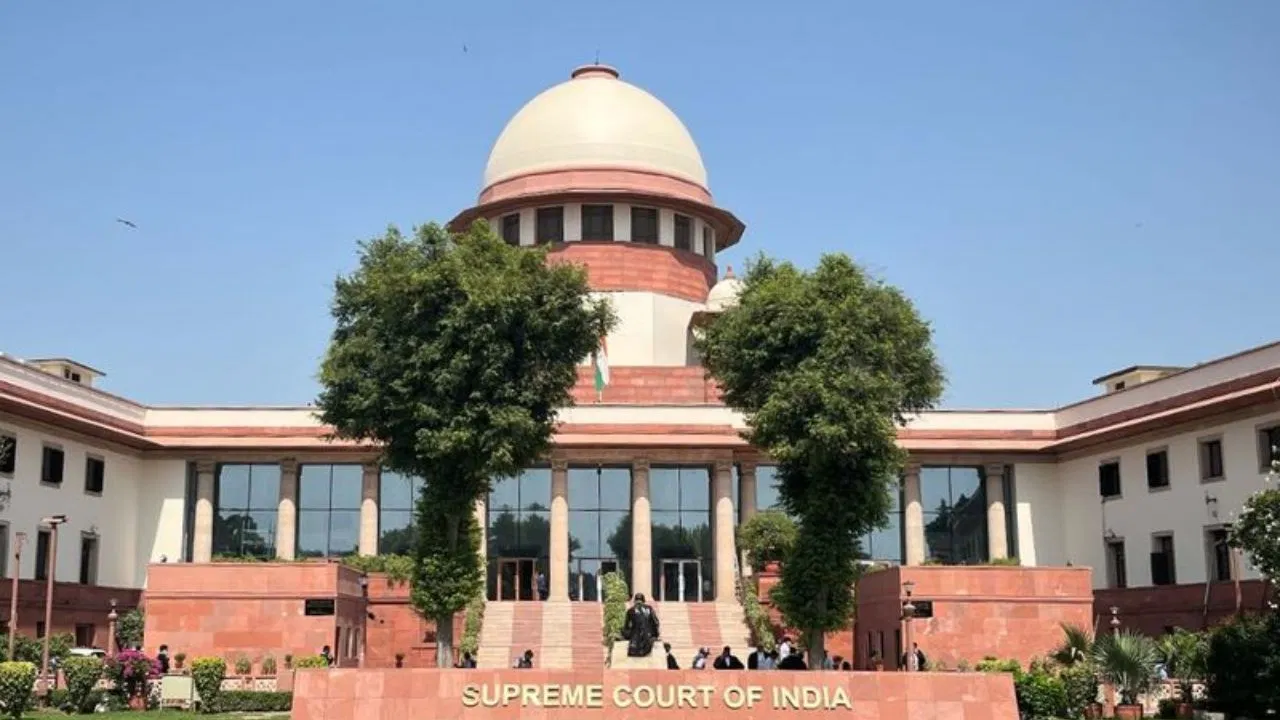चुनाव आयुक्तों की नियुक्ति का फैसला बड़ी बेंच करेगी, 2 जजों की अलग राय के बाद सुप्रीम कोर्ट का आदेश