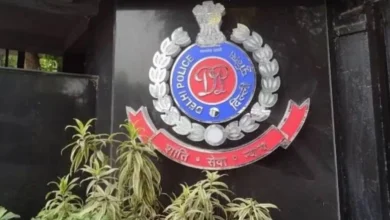 Real11 गेमिंग ऐप पर शिकंजा… दिल्ली पुलिस ने दर्ज की FIR, जानें क्या लगे आरोप Real11 गेमिंग ऐप पर शिकंजा… दिल्ली पुलिस ने दर्ज की FIR, जानें क्या लगे आरोप