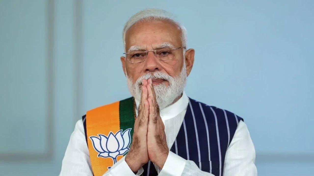 PM Modi बोले- हर भारतीय के लिए कैप्टन स्मित का साहस गौरव की बात है, देशवासियों से की ये अपील PM Modi बोले- हर भारतीय के लिए कैप्टन स्मित का साहस गौरव की बात है, देशवासियों से की ये अपील