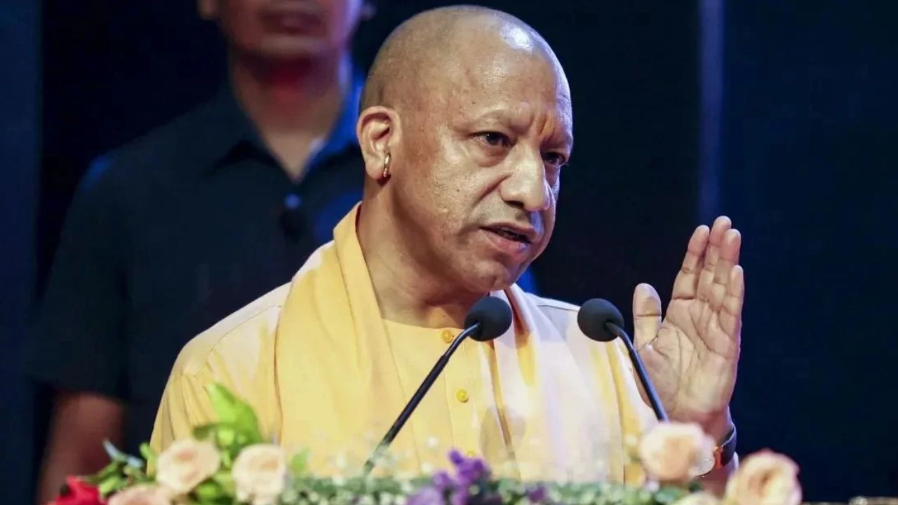 ‘संत रविदास नगर’ के नाम से जाना जाएगा भदोही, CM योगी ने किया ऐलान, जिले को दी 1340 करोड़ रुपये की परियोजनाओं की सौगात ‘संत रविदास नगर’ के नाम से जाना जाएगा भदोही, CM योगी ने किया ऐलान, जिले को दी 1340 करोड़ रुपये की परियोजनाओं की सौगात