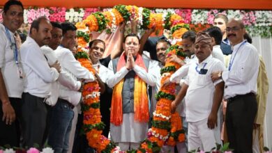 टनकपुर दशहरा महोत्सव में पहुंचे CM धामी, श्रीमद्भागवत कथा सुनी, बोले- विकास के साथ विरासत भी सहेज रहा उत्तराखंड
