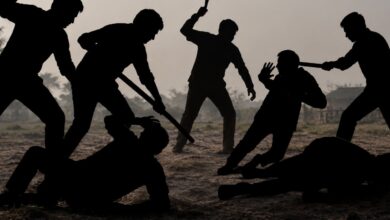 सीहोर में जमीन को लेकर भिड़े दो पक्ष, लाठी डंडे और हंसिये से हमला, 3 घायल