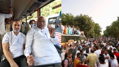 विपक्षी सांसदों का जंतर मंतर पर प्रदर्शन, राहुल गांधी बोले “मेरे लिए हर FIR एक मेडल, चाहता हूँ इसकी संख्या 100 हो जाये”