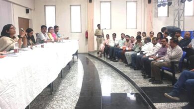 कलेक्टर ने किया एक साथ 19 पटवारियों को निलंबित, फार्मर रजिस्ट्री से CM हेल्पलाइन तक काम में लापरवाही बनी वजह