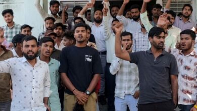 छात्रावास की सीटें बढ़ाने के लिए छात्रों ने खोला मोर्चा: हॉस्टल खाली कराने से नाराज, भूख हड़ताल का ऐलान