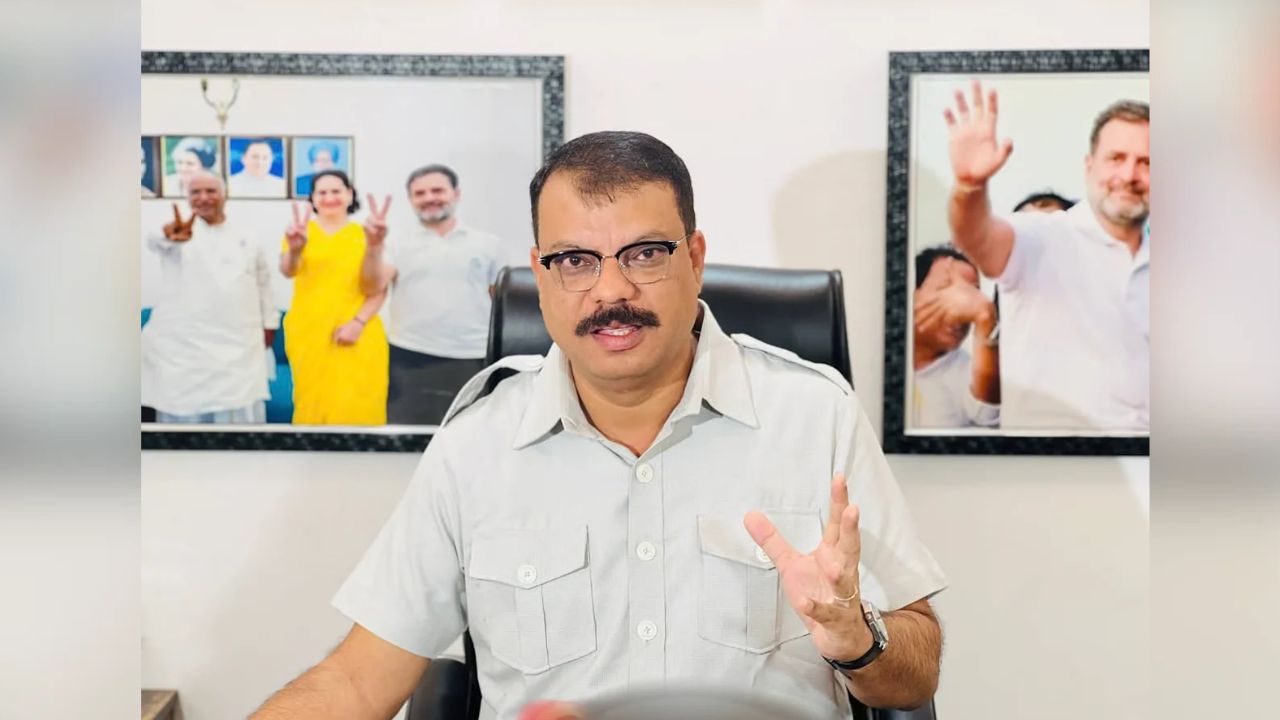 बालाघाट में फर्जी MBBS डॉक्टर का मामला, उमंग सिंघार ने सरकार को घेरा, पूछा- इस लापरवाही की जवाबदेही कौन लेगा? बालाघाट में फर्जी MBBS डॉक्टर का मामला, उमंग सिंघार ने सरकार को घेरा, पूछा- इस लापरवाही की जवाबदेही कौन लेगा?