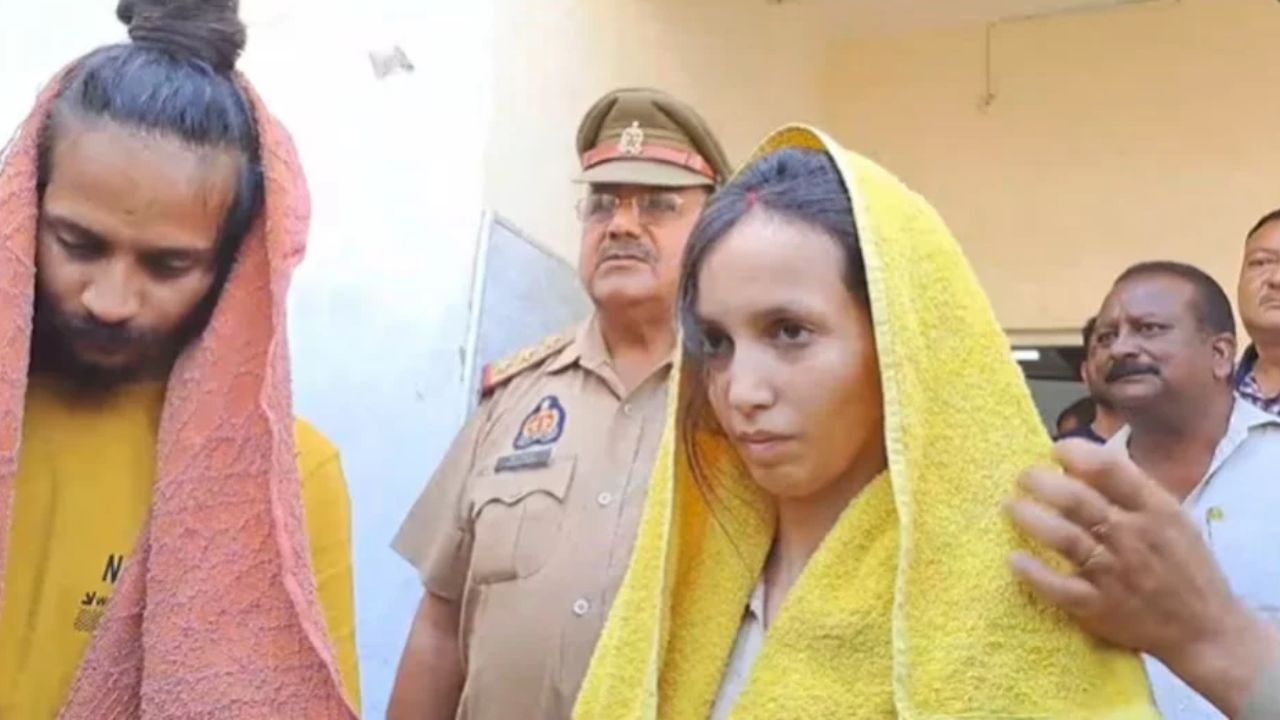 बहुचर्चित नीला ड्रम हत्याकांड: पति की हत्या करने वाली मुस्कान और प्रेमी साहिल को फांसी की सजा बहुचर्चित नीला ड्रम हत्याकांड: पति की हत्या करने वाली मुस्कान और प्रेमी साहिल को फांसी की सजा