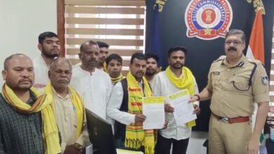 भोपाल में ‘जय जोहार’ बोलने पर आदिवासी छात्रों को गालियां देने का आरोप, थाना प्रभारी निलंबित, उमंग सिंघार ने की FIR की मांग
