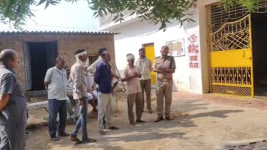 मंदिर में टाइल्स लगाने आए मिस्त्री की हत्या, साथ काम करने वाला हेल्पर गिरफ्तार, मजदूरी के पैसों को लेकर हुआ था विवाद
