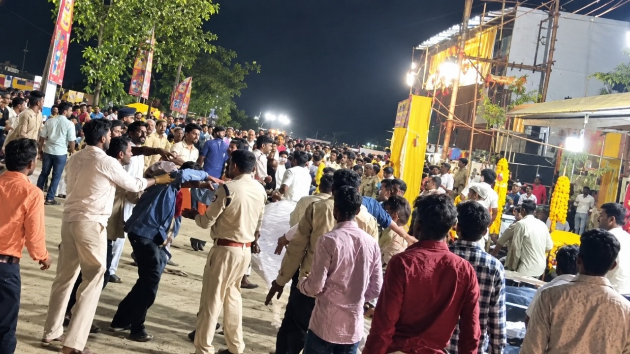 रावण दहन के दौरान आपस में भिड़े दो पक्ष, चले लाठी डंडे, 5 घायल