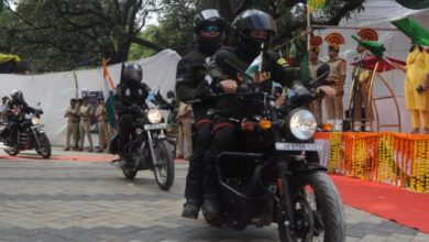 राष्ट्रीय एकता दिवस के लिए भोपाल से निकली पुलिस बाइक रैली, डीजीपी कैलाश मकवाना ने दिखाई हरी झंडी