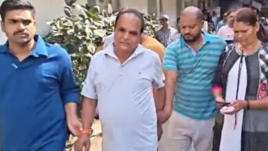लोकायुक्त पुलिस ने नगर निगम के लिपिक को रिश्वत लेते रंगे हाथ दबोचा, NOC जारी करने के एवज में मांगी थी घूस