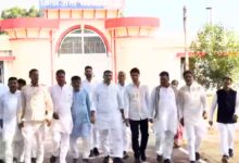 पन्ना: केन-बेतवा परियोजना के विरोध में जेल में बंद दिव्या से मिले जीतू पटवारी, सरकार पर दमन का आरोप