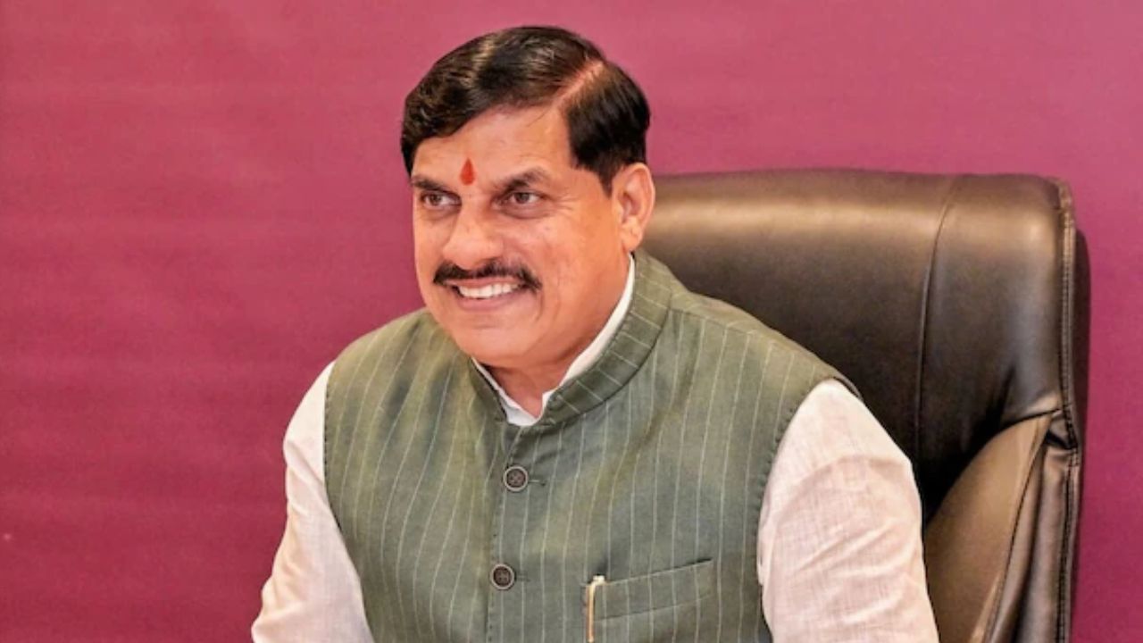 CM मोहन यादव का शनिवार को बैतूल दौरा, बोनस वितरण कार्यक्रम में होंगे शामिल, 443 करोड़ रुपये के विकास कार्यों की देंगे सौगात CM मोहन यादव का शनिवार को बैतूल दौरा, बोनस वितरण कार्यक्रम में होंगे शामिल, 443 करोड़ रुपये के विकास कार्यों की देंगे सौगात