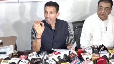 जीतू पटवारी ने जल जीवन मिशन को कहा ‘भ्रष्टाचार का कमीशन-मिशन’, सरकार से किए सवाल जीतू पटवारी ने जल जीवन मिशन को कहा ‘भ्रष्टाचार का कमीशन-मिशन’, सरकार से किए सवाल