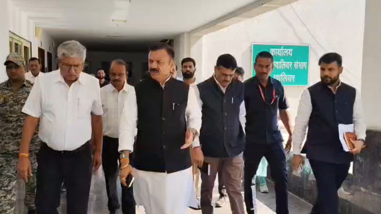 MP में अब ऑटो-मोड पर दिखेगी बसों की फिटनेस, मंत्री उदय प्रताप ने कहा- कंडम नीति पर भी हो रहा पुनर्विचार, सांदीपनी विद्यालयों पर कही बड़ी बात